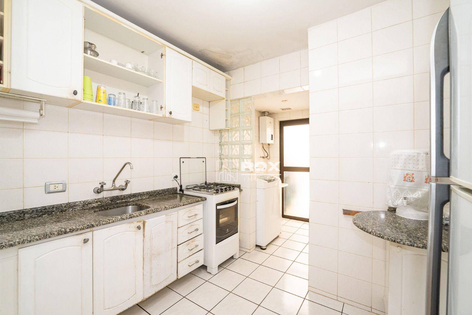 Apartamento à venda com 3 quartos, 163m² - Foto 9