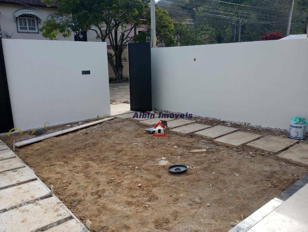 Casa à venda com 3 quartos, 132m² - Foto 3