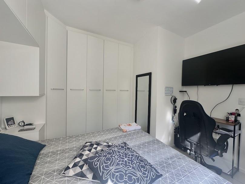 Apartamento à venda com 2 quartos, 55m² - Foto 3