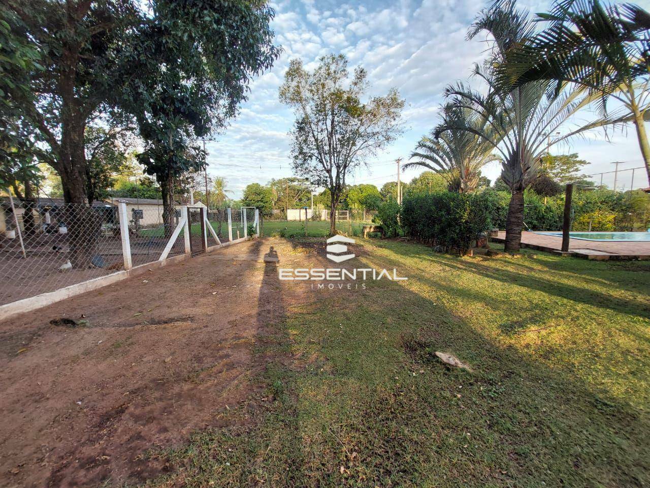 Chácara à venda com 2 quartos, 220m² - Foto 23