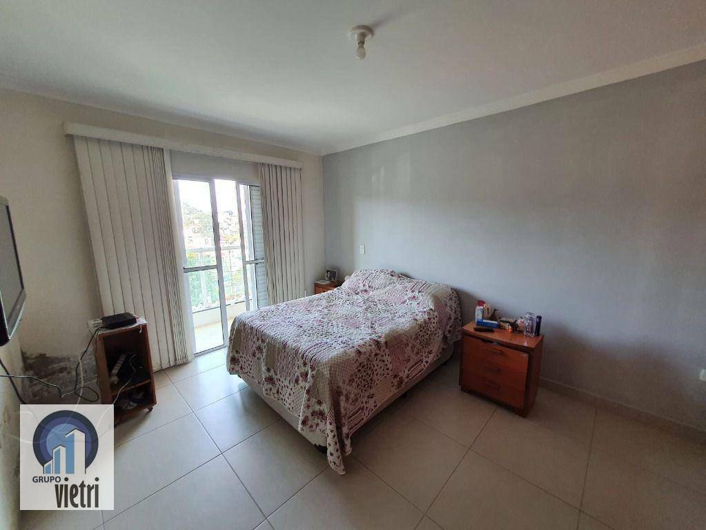 Sobrado à venda com 3 quartos, 205m² - Foto 12