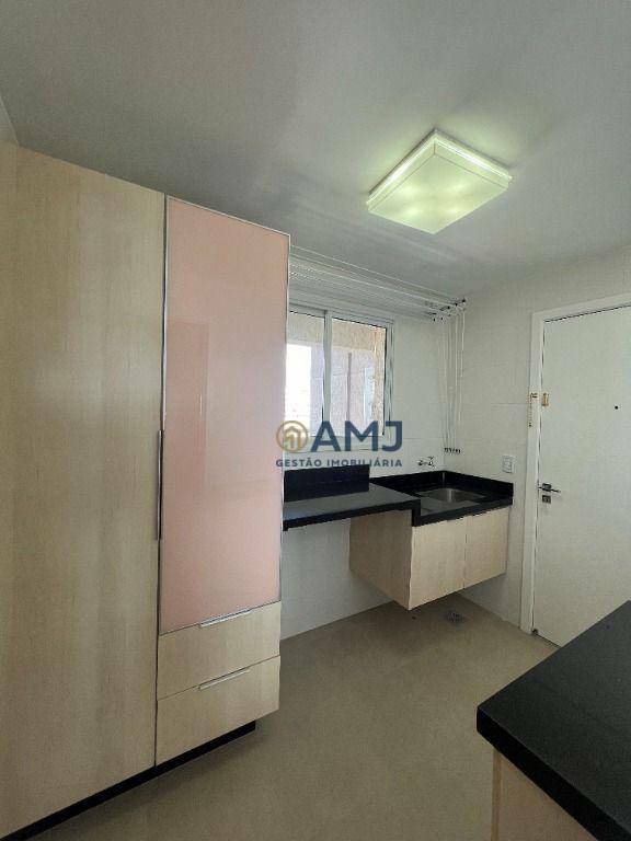 Apartamento à venda com 3 quartos, 207m² - Foto 44