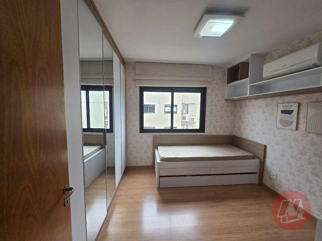 Apartamento para alugar com 2 quartos, 88m² - Foto 17
