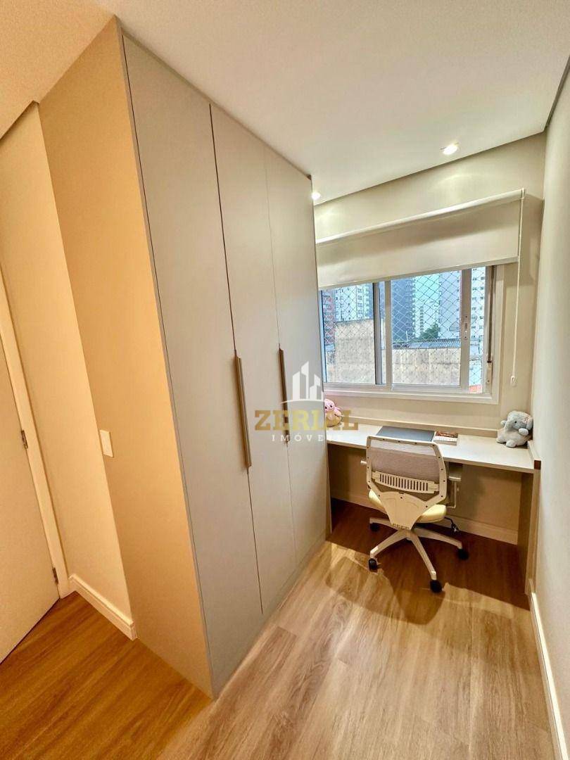 Apartamento à venda com 2 quartos, 65m² - Foto 18