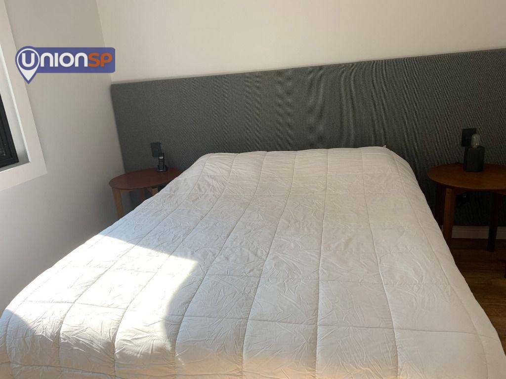 Apartamento à venda com 1 quarto, 42m² - Foto 5