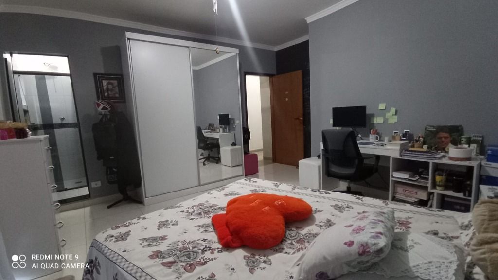 Sobrado à venda com 4 quartos, 207m² - Foto 9