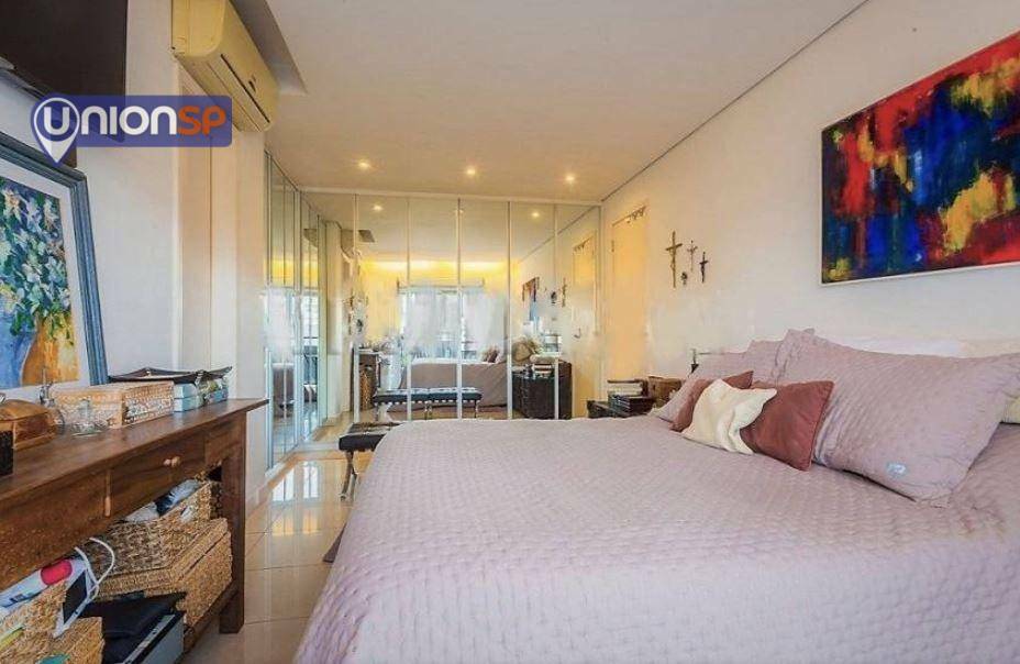 Apartamento à venda com 4 quartos, 156m² - Foto 7