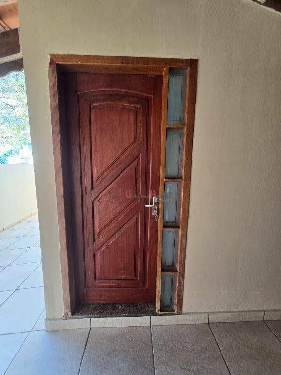 Casa para alugar com 2 quartos, 145M2 - Foto 12