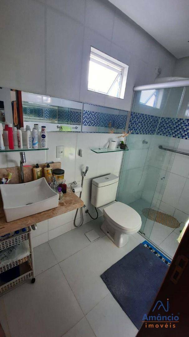 Casa de Condomínio à venda com 4 quartos, 201m² - Foto 26