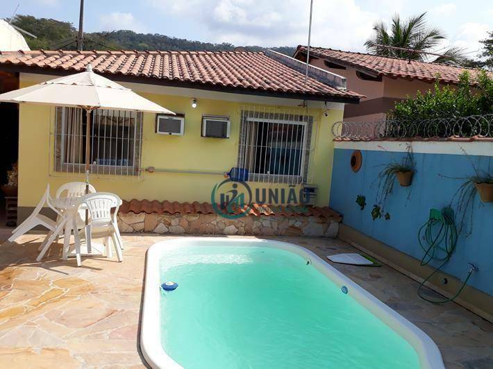 Casa à venda com 2 quartos, 150m² - Foto 1