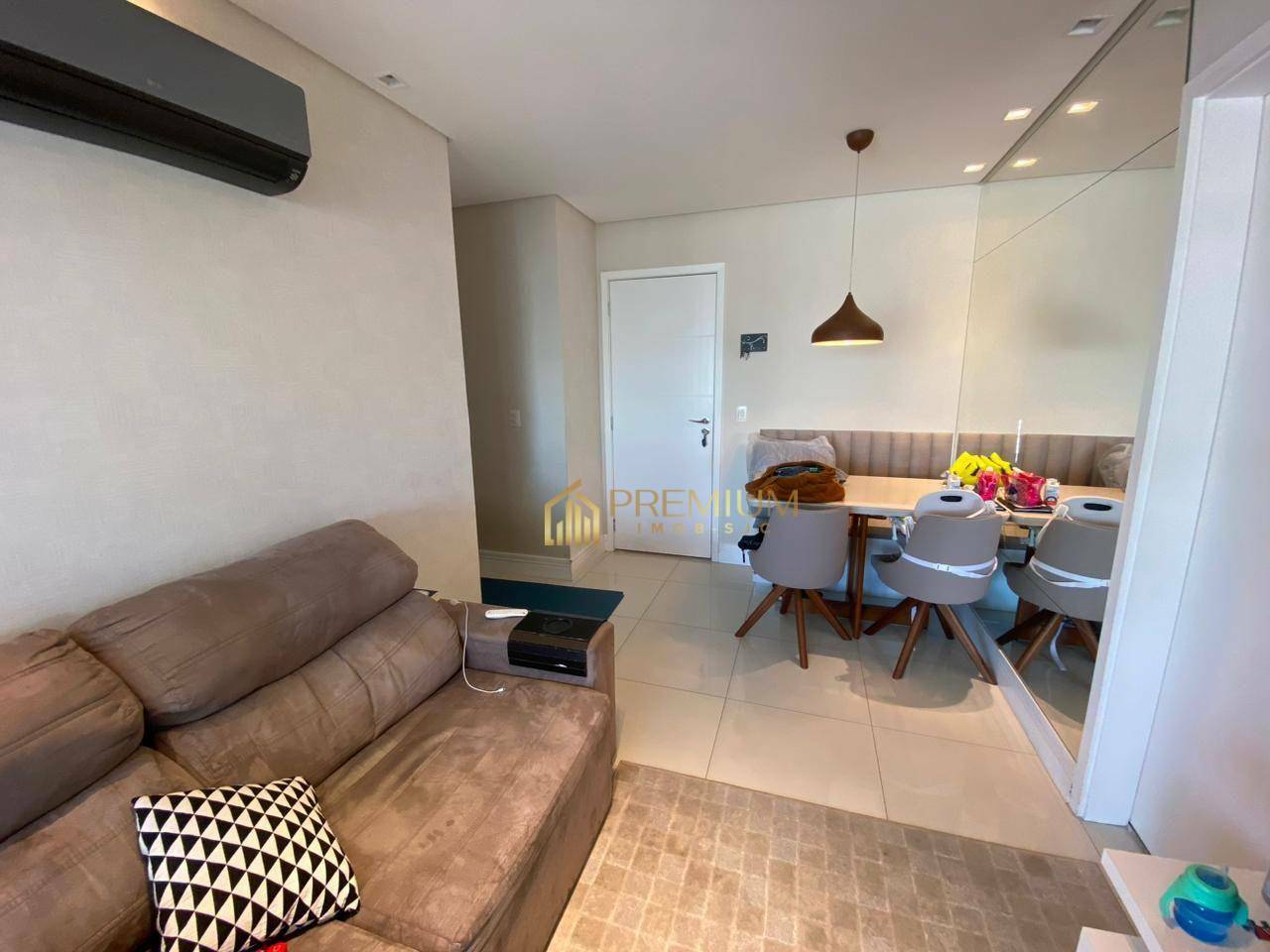 Apartamento à venda com 2 quartos, 63m² - Foto 8