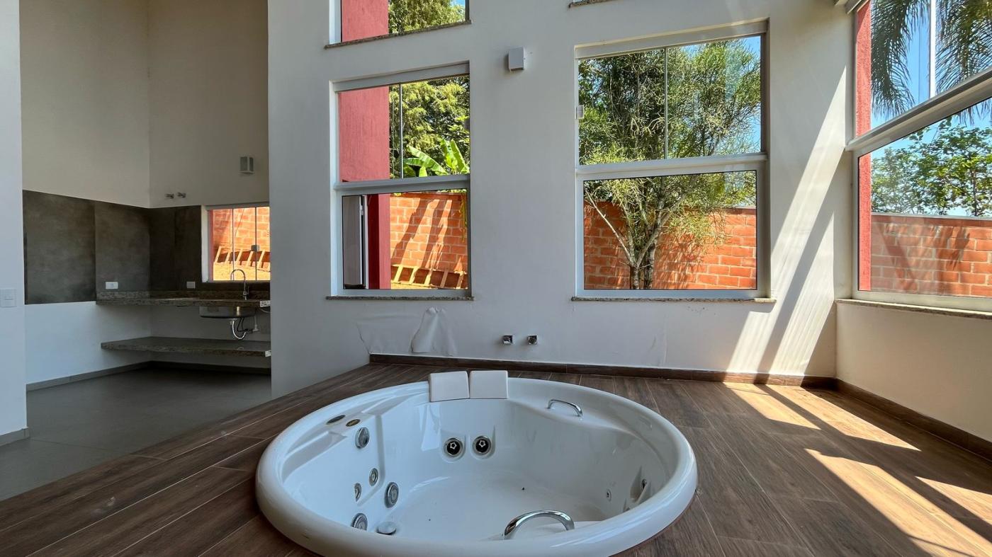 Chácara à venda com 6 quartos, 400m² - Foto 3