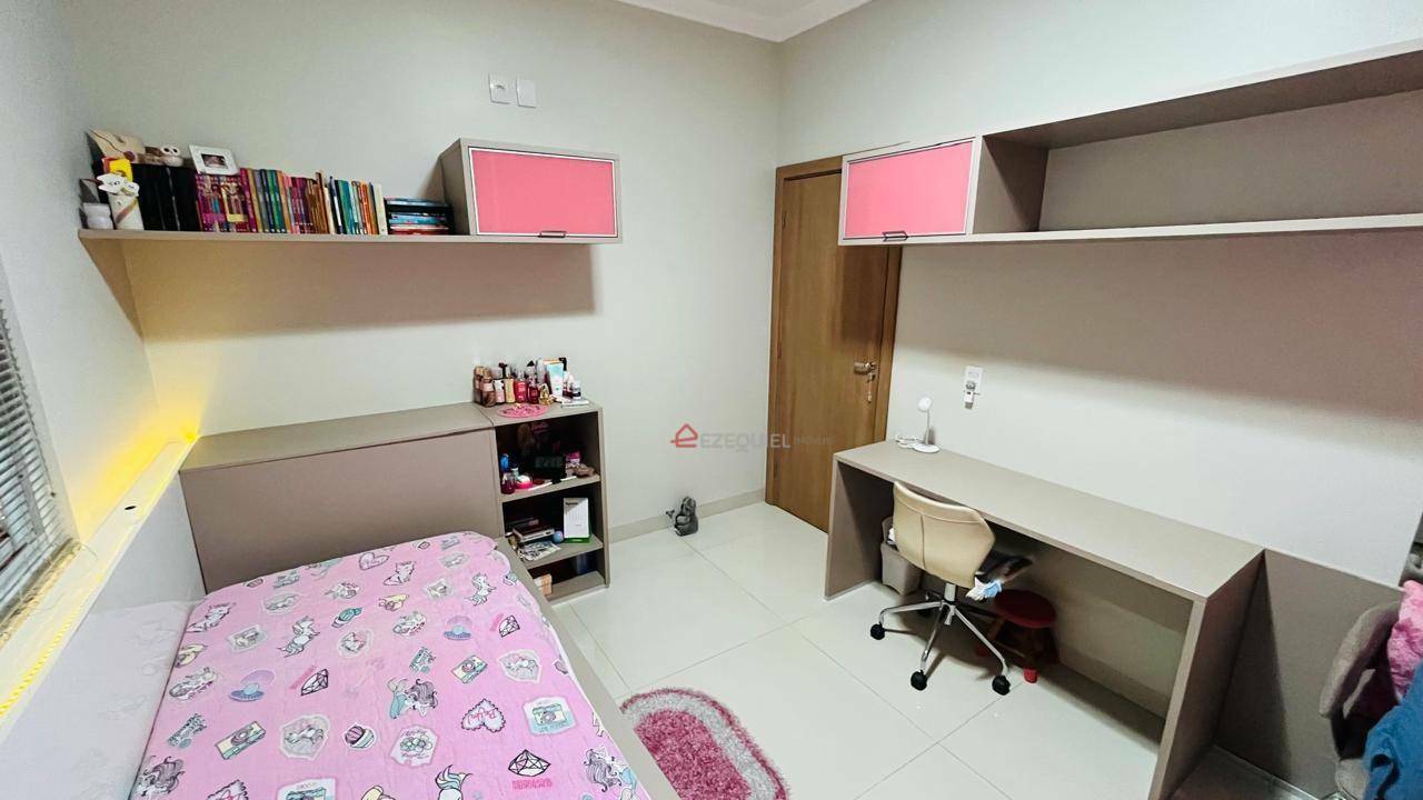 Casa à venda com 2 quartos, 200m² - Foto 18