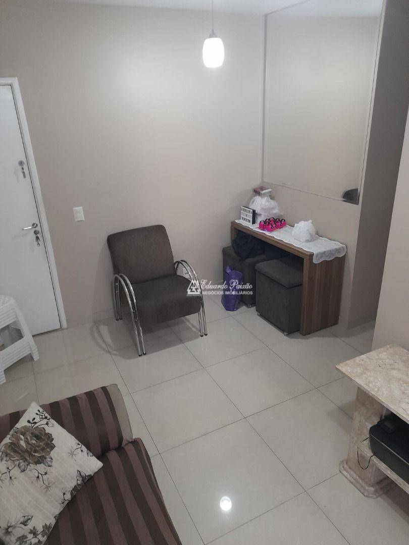 Apartamento à venda com 2 quartos, 52m² - Foto 3