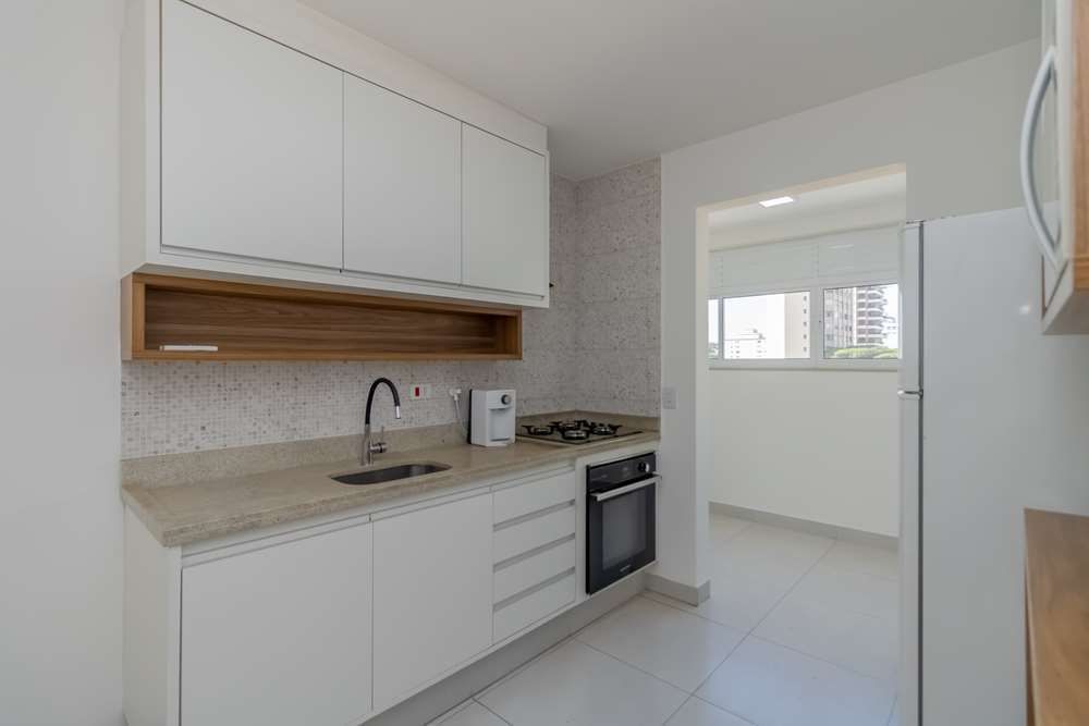 Apartamento à venda com 3 quartos, 105m² - Foto 8