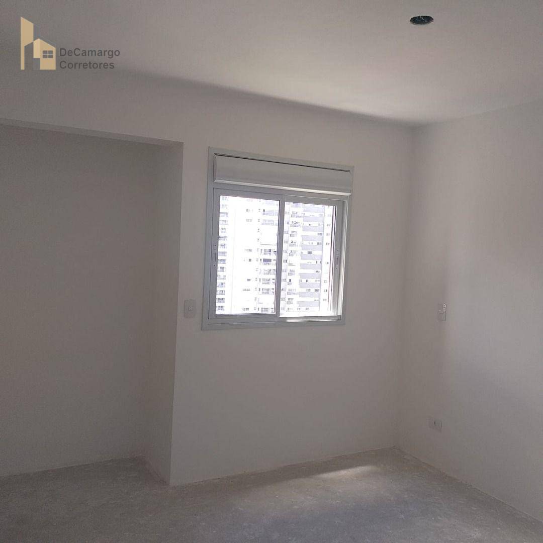 Apartamento à venda com 2 quartos, 67m² - Foto 3