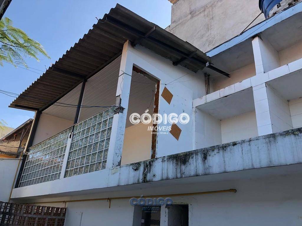 Casa à venda com 3 quartos, 247m² - Foto 8