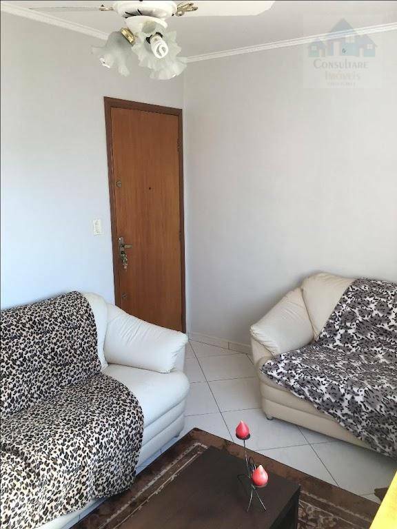 Apartamento à venda com 2 quartos, 70m² - Foto 9