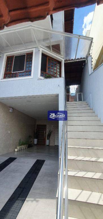 Sobrado, 2 quartos, 252 m² - Foto 2