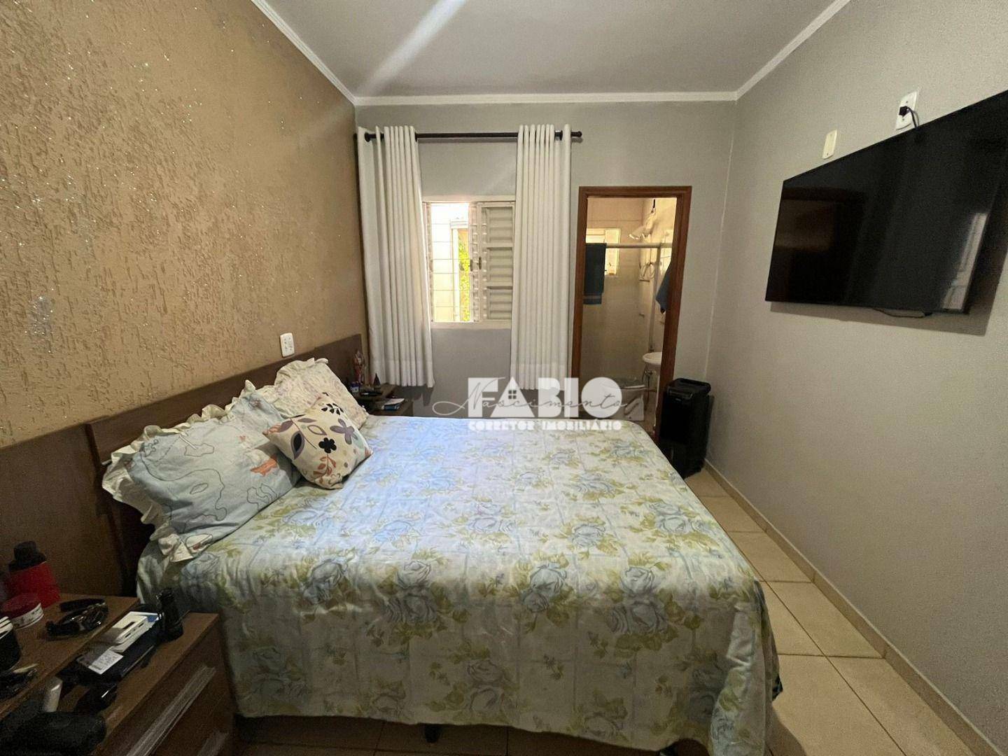 Casa à venda com 3 quartos, 120m² - Foto 4