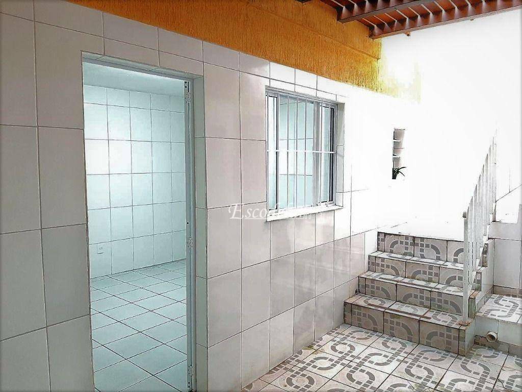 Sobrado à venda com 3 quartos, 190m² - Foto 30