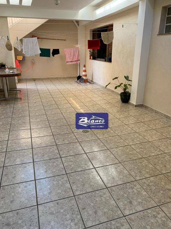 Sobrado à venda e aluguel com 5 quartos, 215m² - Foto 73