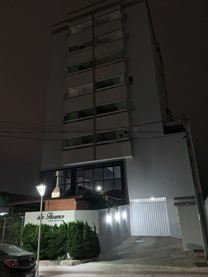 Apartamento para alugar com 2 quartos, 65m² - Foto 1