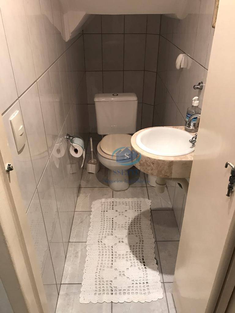 Sobrado à venda com 3 quartos, 130m² - Foto 4