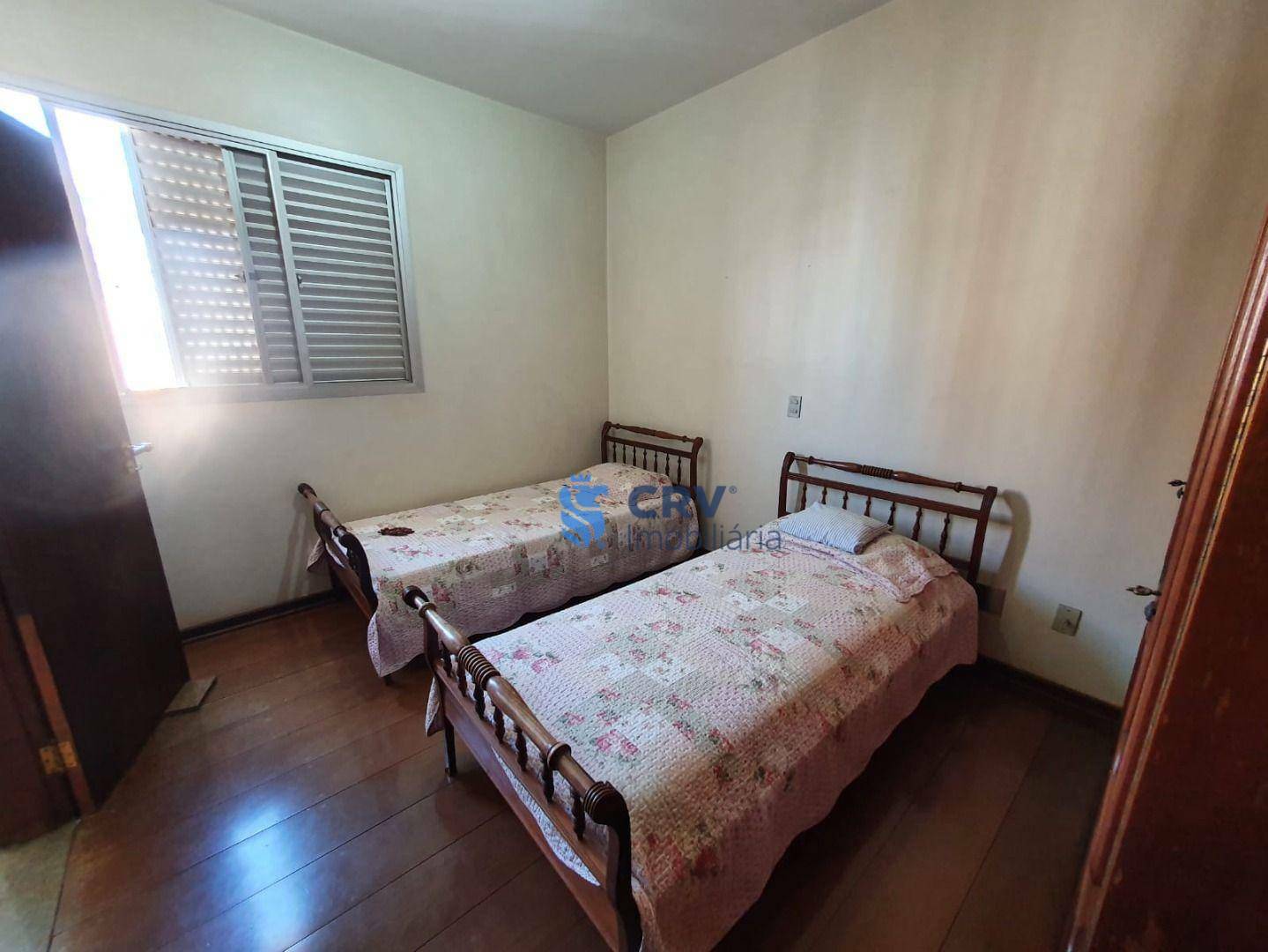 Apartamento à venda com 5 quartos, 231m² - Foto 11