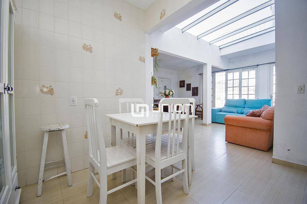 Casa à venda com 3 quartos, 250M2 - Foto 12