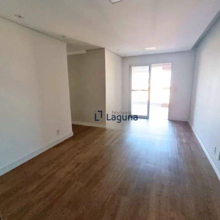 Apartamento à venda com 3 quartos - Foto 1