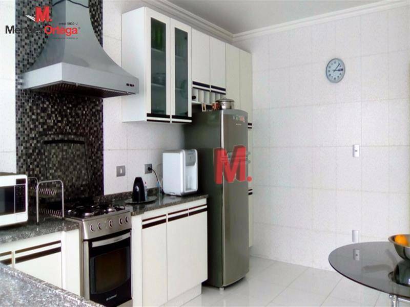 Casa à venda com 3 quartos, 180m² - Foto 7