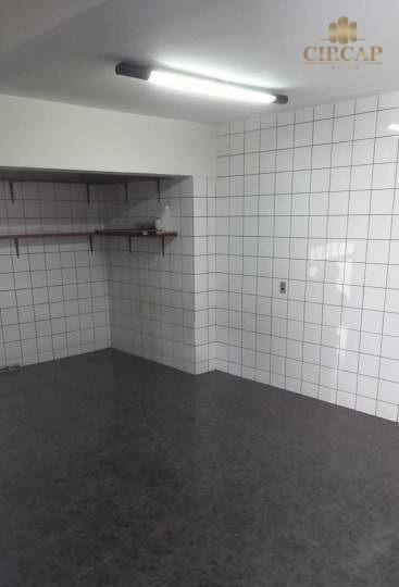 Casa à venda e aluguel com 4 quartos, 300m² - Foto 15