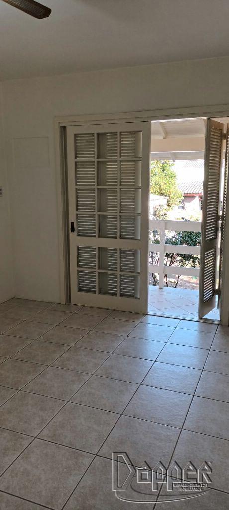 Casa à venda com 2 quartos, 140m² - Foto 4