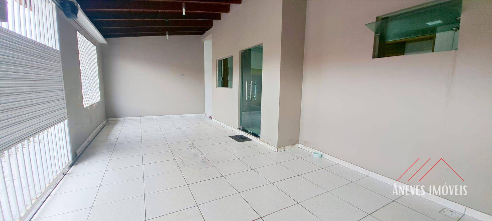 Casa à venda com 3 quartos, 162m² - Foto 2