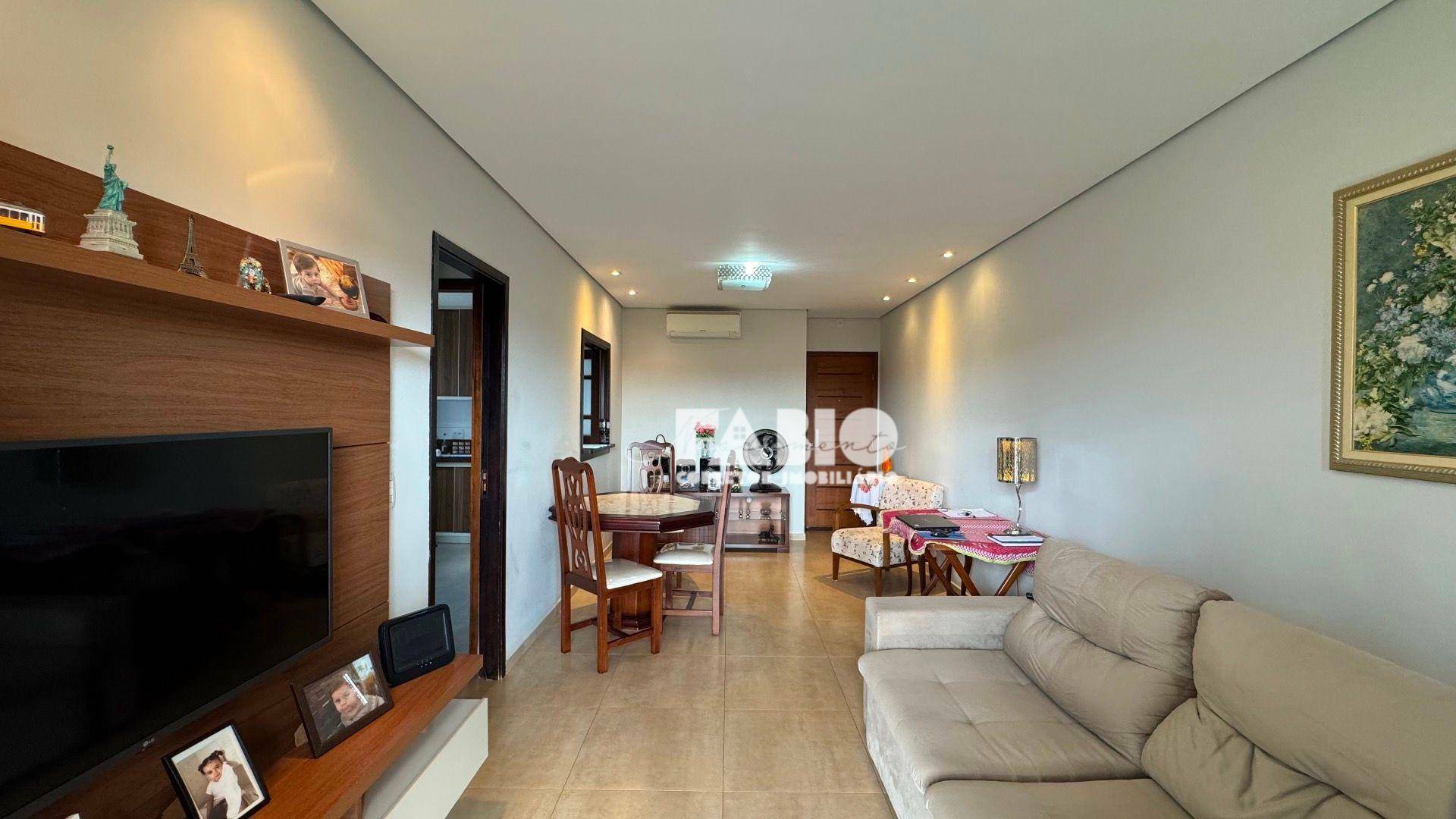 Apartamento à venda com 3 quartos, 98m² - Foto 2