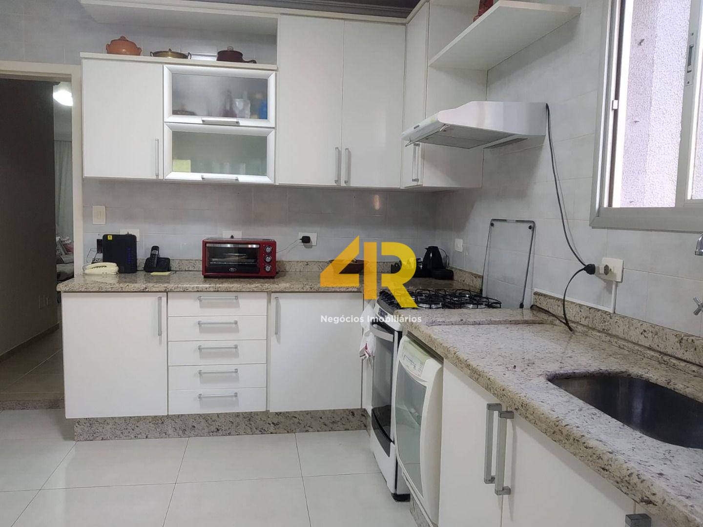 Apartamento à venda com 3 quartos, 128m² - Foto 7