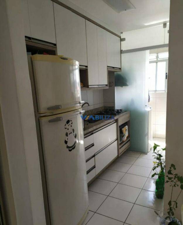 Apartamento à venda com 2 quartos, 51m² - Foto 3