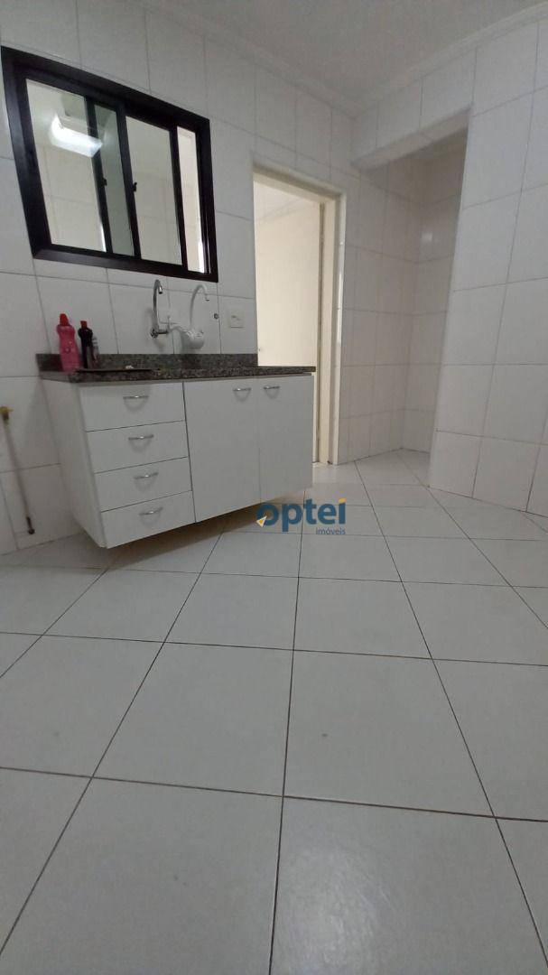 Apartamento à venda com 3 quartos, 107m² - Foto 11