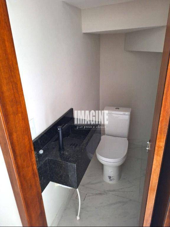 Sobrado à venda com 3 quartos, 150m² - Foto 8