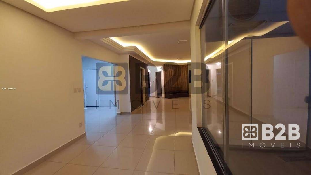 Casa à venda com 3 quartos, 250m² - Foto 7