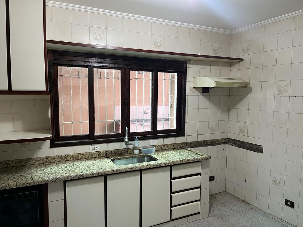 Sobrado à venda com 3 quartos, 232m² - Foto 29