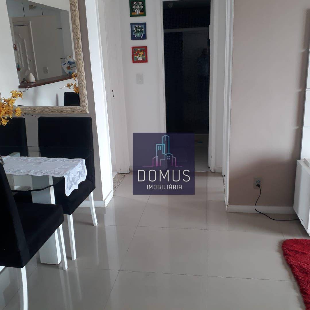 Apartamento à venda com 2 quartos, 70m² - Foto 9