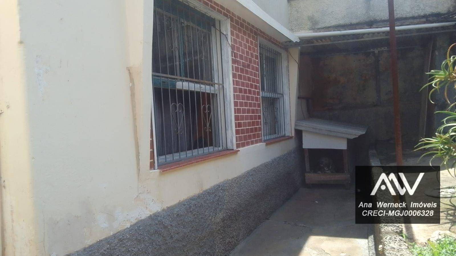 Casa à venda com 3 quartos, 80m² - Foto 2