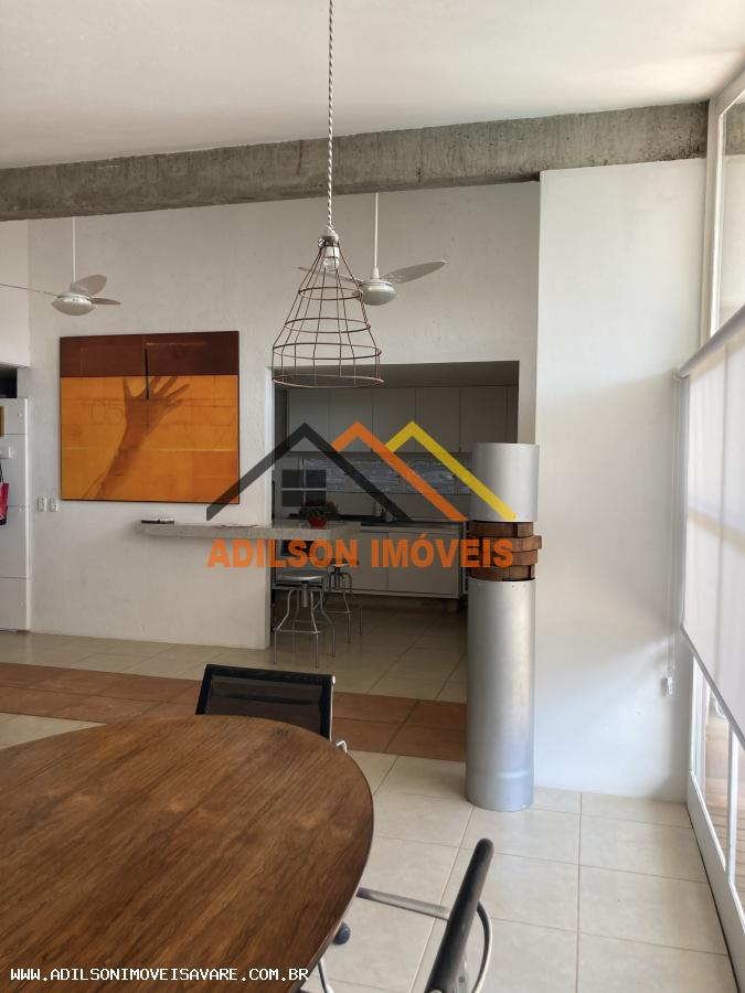 Casa à venda com 3 quartos, 312m² - Foto 10