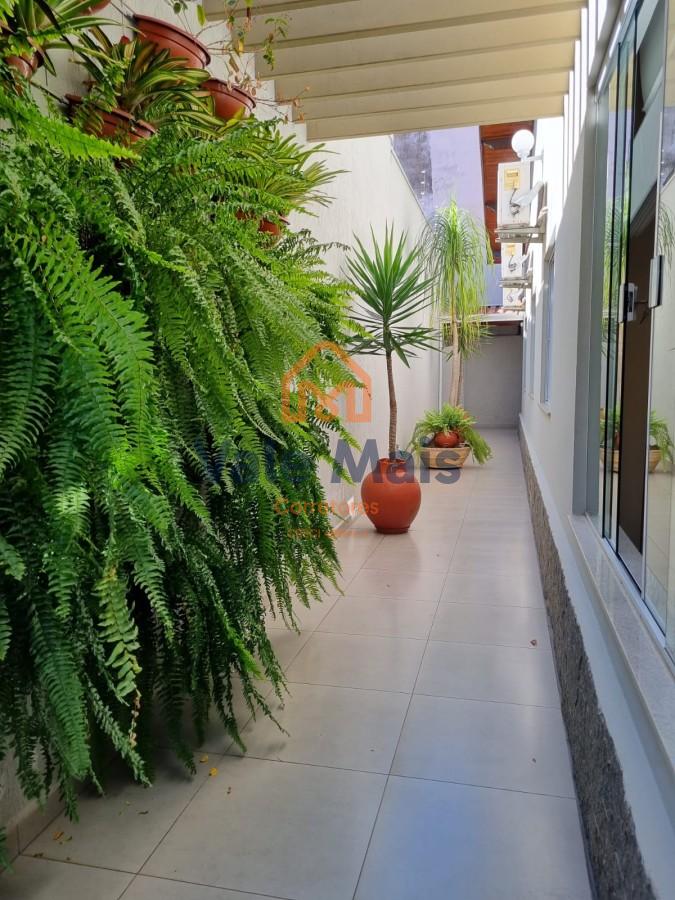 Casa à venda com 3 quartos, 197m² - Foto 42