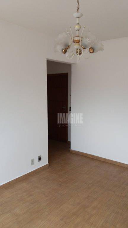 Apartamento à venda com 2 quartos, 57m² - Foto 4