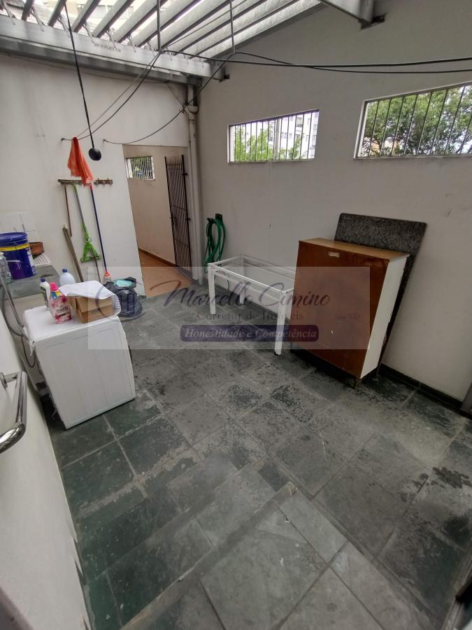 Casa para alugar com 2 quartos, 240m² - Foto 37