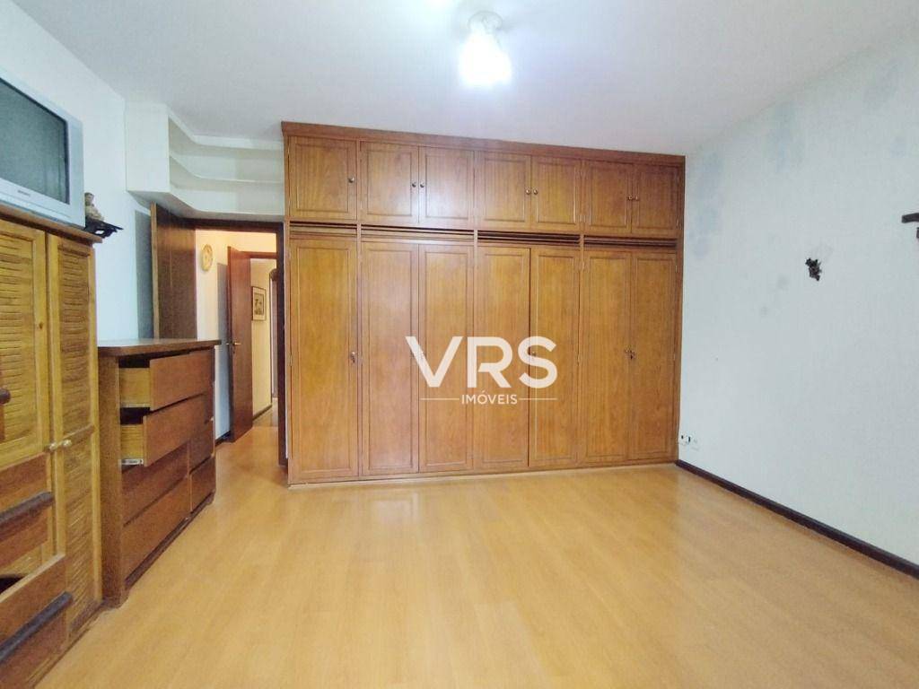 Apartamento à venda com 3 quartos, 168m² - Foto 7