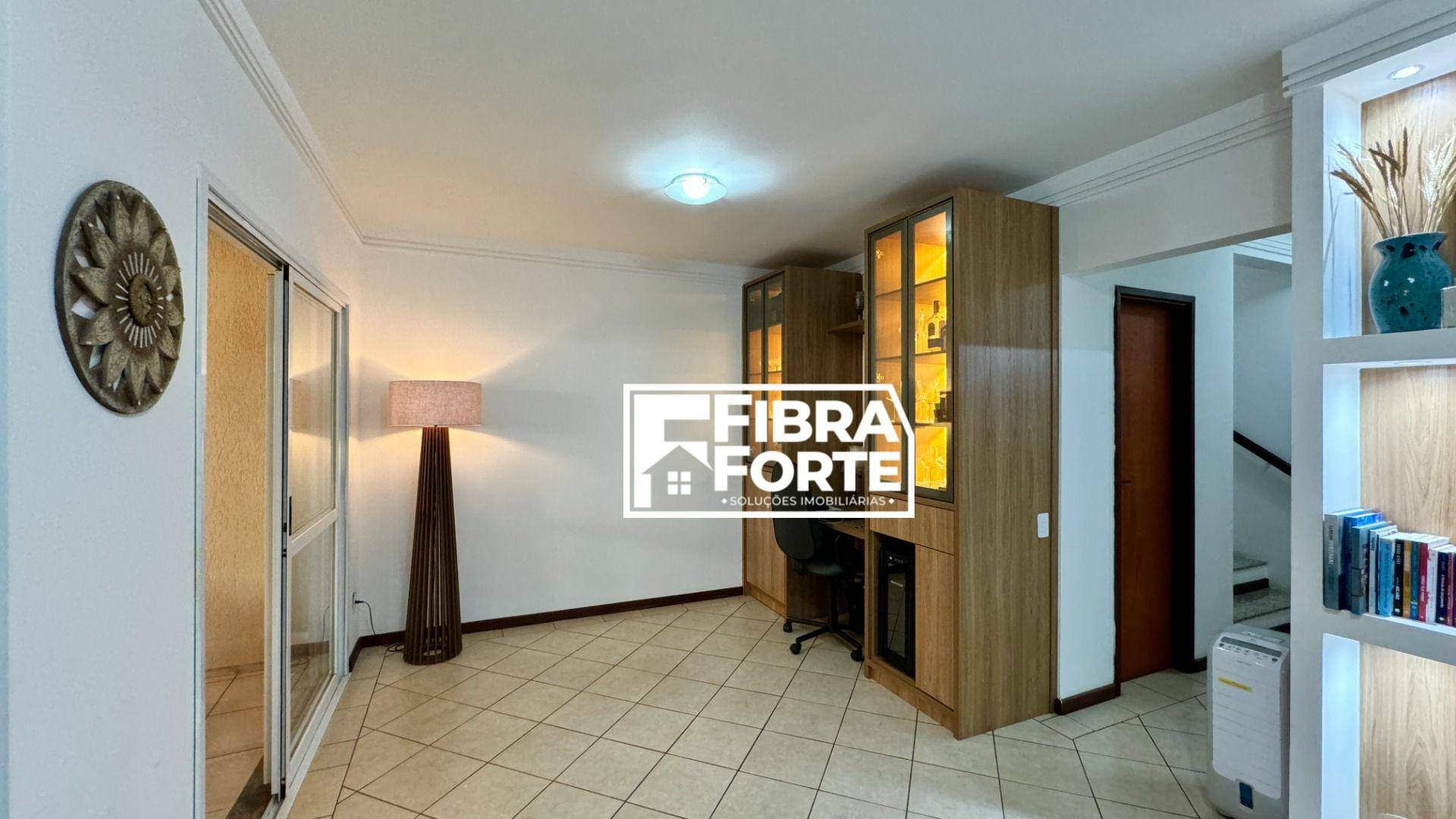 Casa de Condomínio para alugar com 3 quartos, 200m² - Foto 17